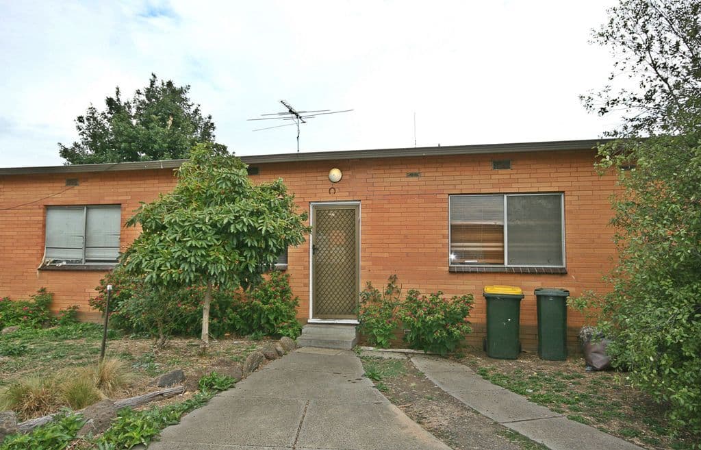 11 Yarmouth Avenue, ST ALBANS VIC 3021, St Albans - Image 1
