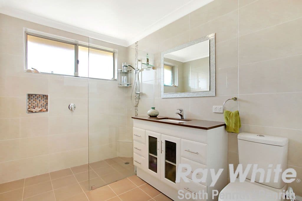 18 Berridale Avenue, South Penrith NSW 2750, South Penrith - Thumbnail 8