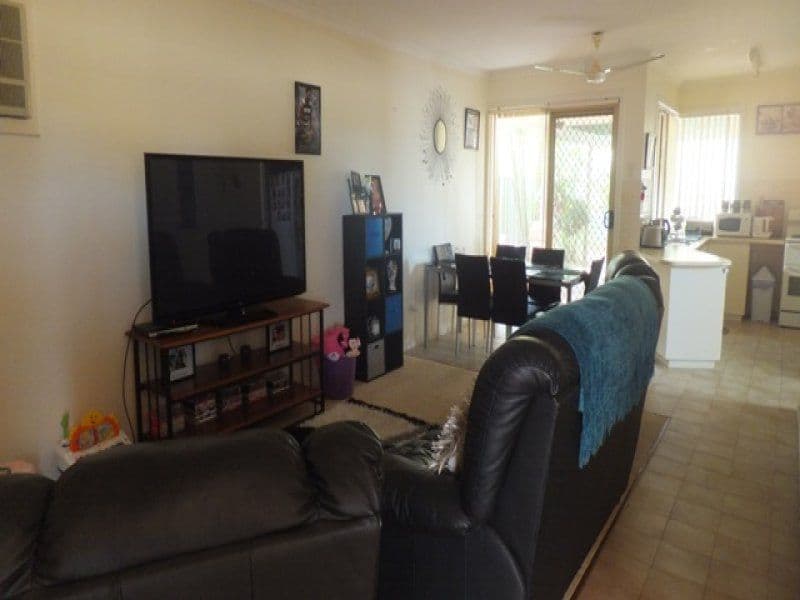 6A Carson Place, CARNARVON WA 6701, Carnarvon - Thumbnail 2