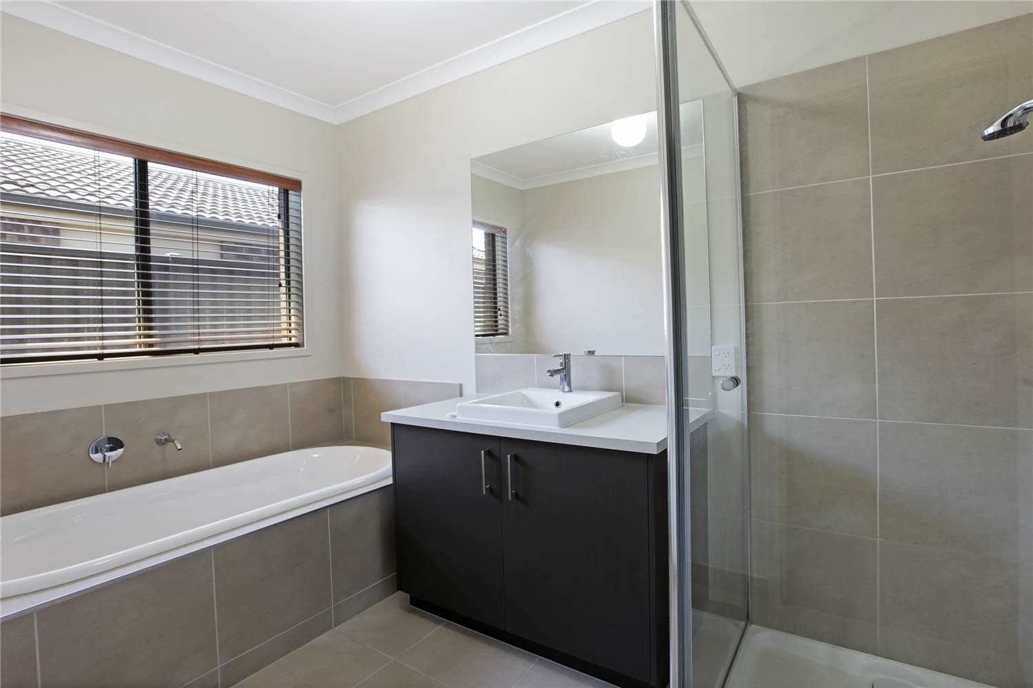 49 Moorhen Drive, LARA VIC 3212, Lara - Thumbnail 8