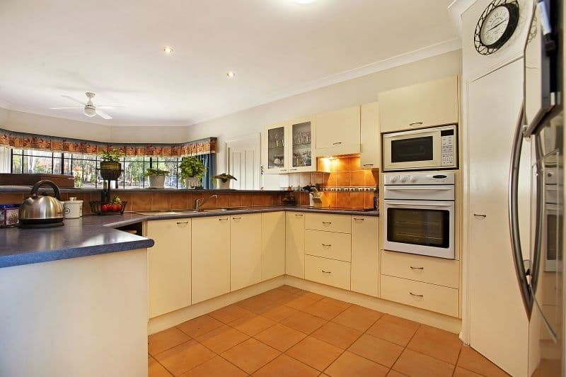 2 Windemere Place, WALLALONG NSW 2320, Wallalong - Thumbnail 4
