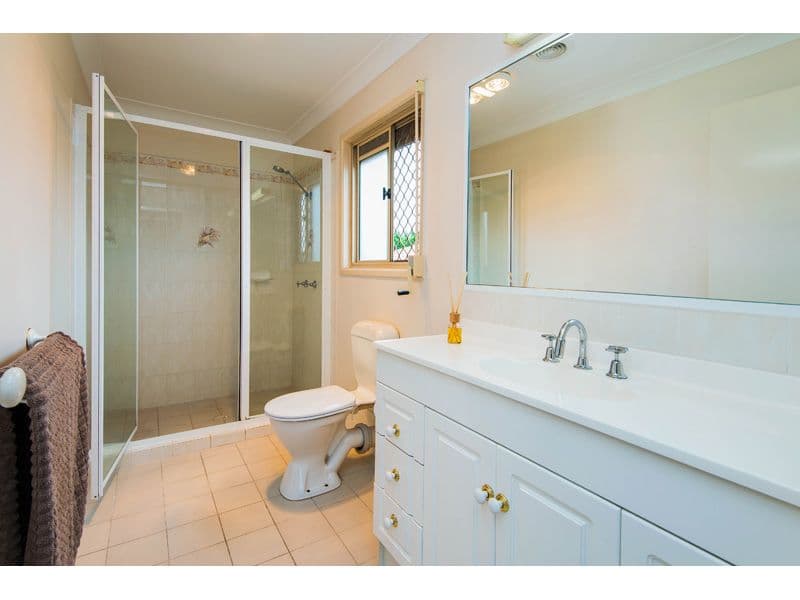 38 Pindari Crescent, WISHART QLD 4122, Wishart - Thumbnail 7