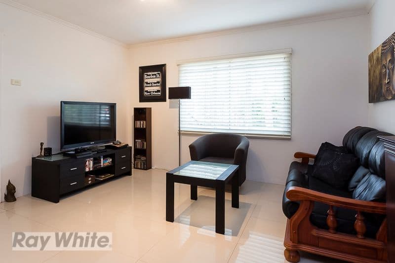 13 Gladstone Street, COORPAROO QLD 4151, Coorparoo - Thumbnail 3