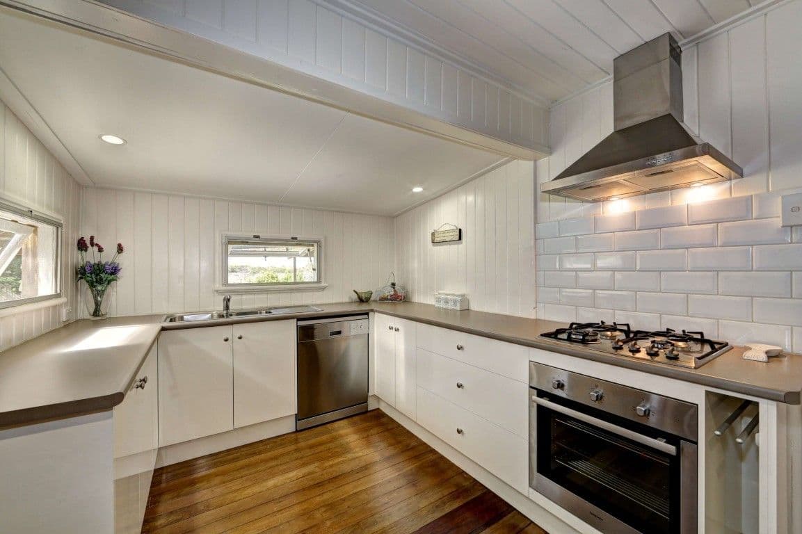 64 Ten Mile Road, SHARON QLD 4670, Sharon - Thumbnail 2