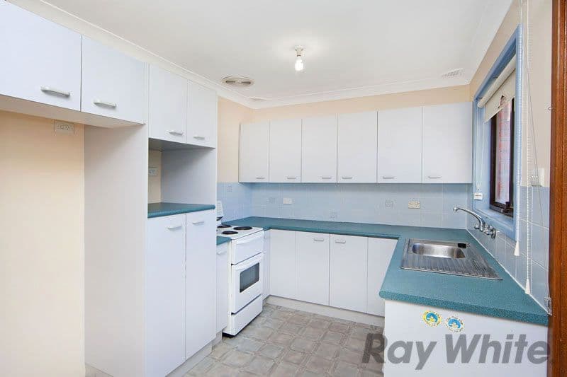 4 Esther Close, GOROKAN NSW 2263, Gorokan - Thumbnail 3