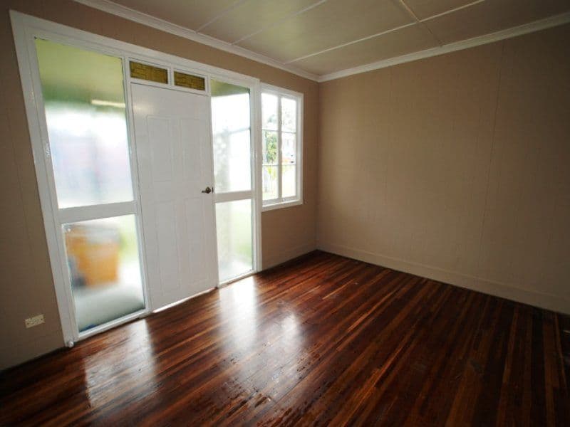 8 Upper Union Street, DECEPTION BAY QLD 4508, Deception Bay - Thumbnail 3