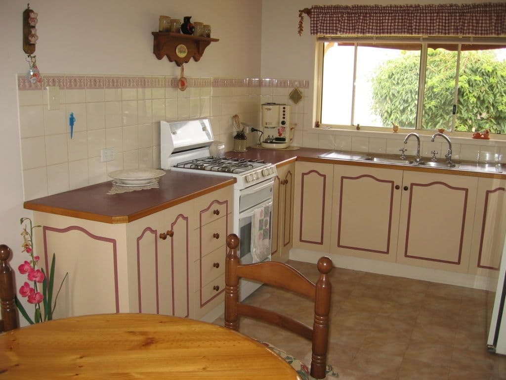 2 Leahy Court, ROCHESTER VIC 3561, Rochester - Thumbnail 2