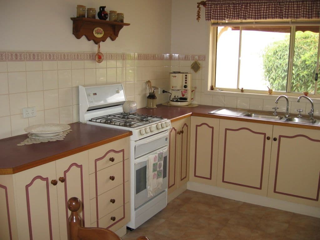 2 Leahy Court, ROCHESTER VIC 3561, Rochester - Thumbnail 3