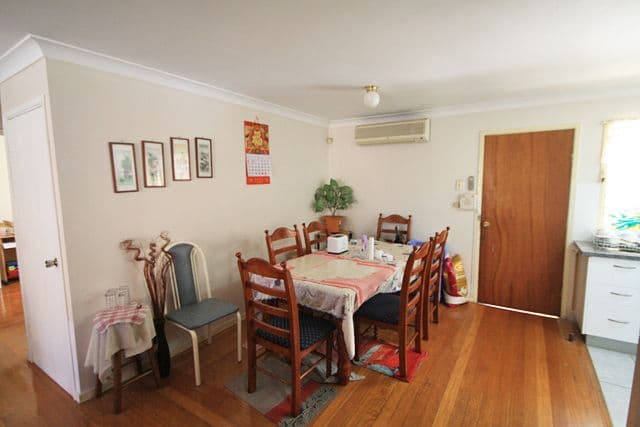 MACQUARIE FIELDS NSW 2564, Macquarie Fields - Thumbnail 3