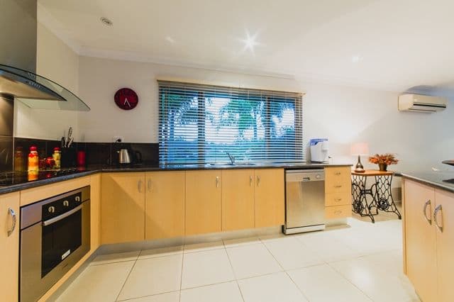 29 Sanctuary Avenue, JUBILEE POCKET QLD 4802, Jubilee Pocket - Thumbnail 5