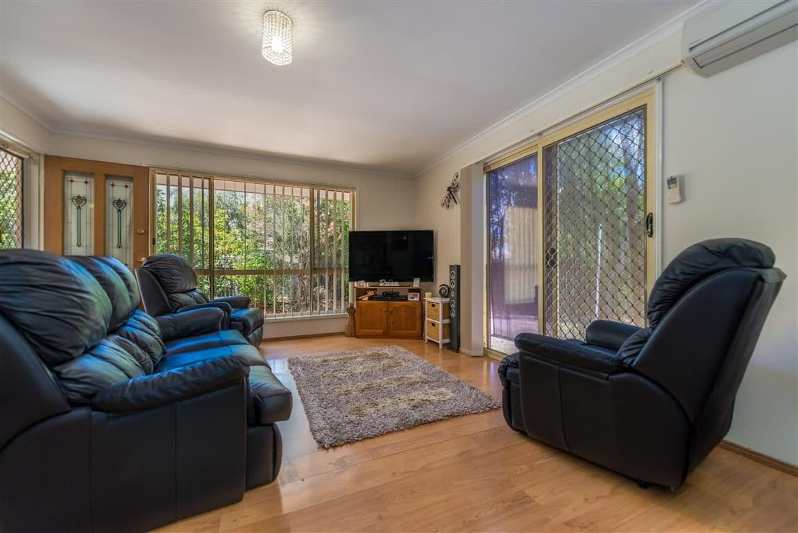 19 Artists Avenue, OXENFORD QLD 4210, Oxenford - Thumbnail 5