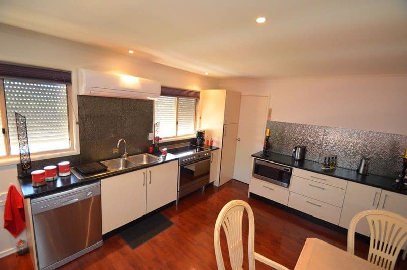 3 Jenaya Place, LABRADOR QLD 4215, Labrador - Thumbnail 5