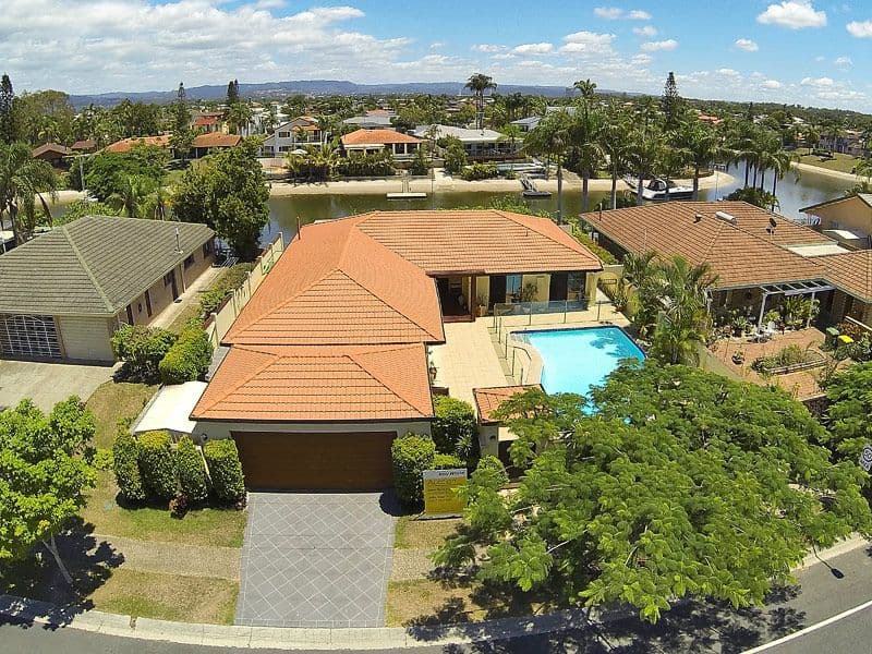 90 Campbell Street, SORRENTO QLD 4217, Sorrento - Thumbnail 2