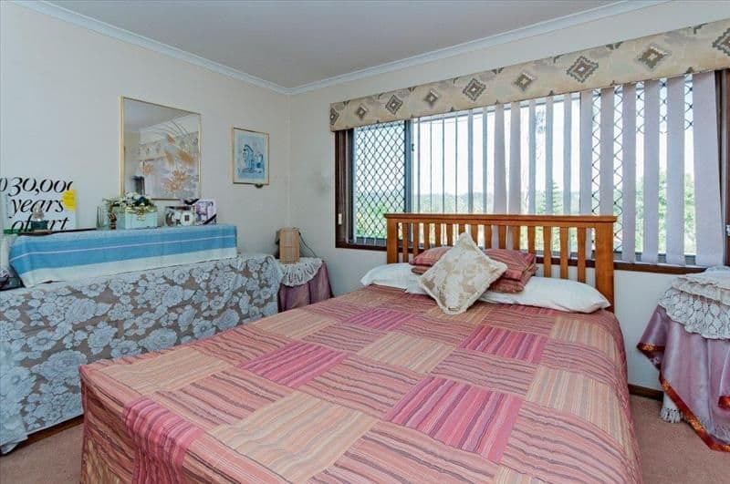 5 Cheviot Place, SINNAMON PARK QLD 4073, Sinnamon Park - Thumbnail 5