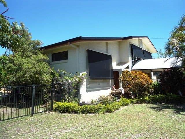 17 Endeavour Drive, BANKSIA BEACH QLD 4507, Banksia Beach - Image 1