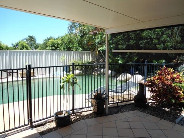 17 Endeavour Drive, BANKSIA BEACH QLD 4507, Banksia Beach - Thumbnail 2