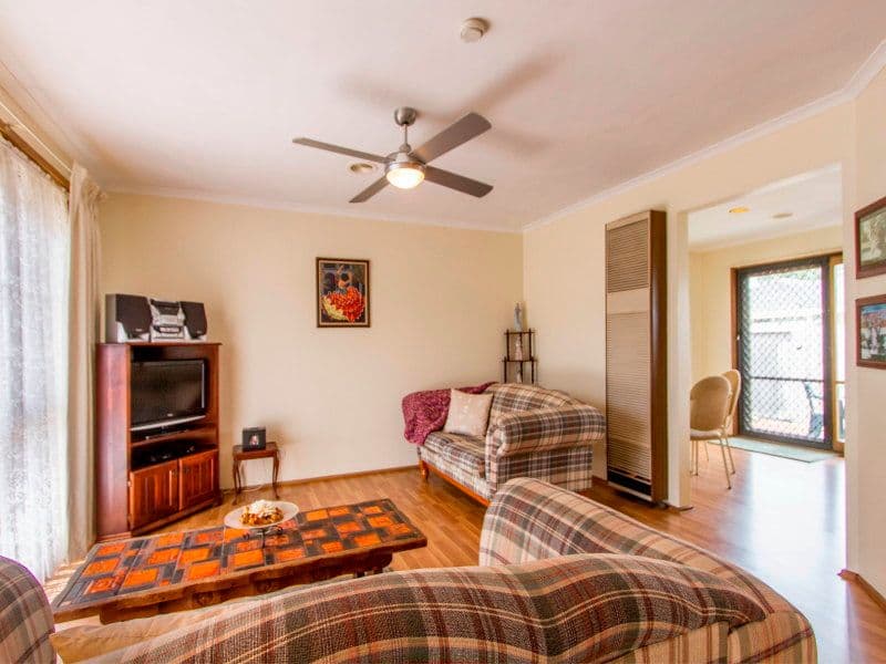 50 Barry Street, SEAFORD VIC 3198, Seaford - Thumbnail 2