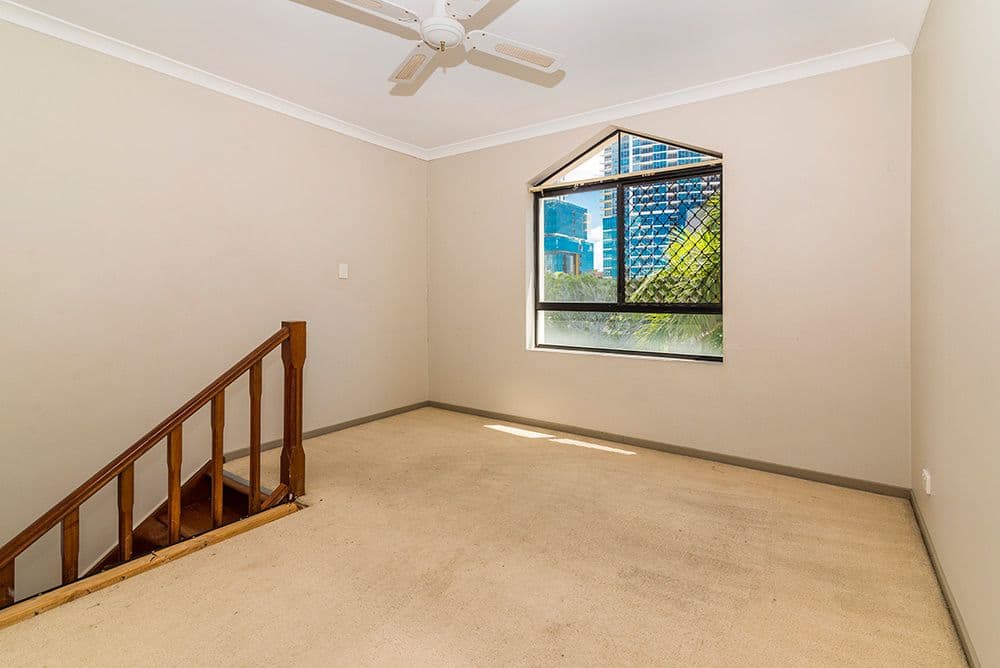 6 White Street, SOUTHPORT QLD 4215, Southport - Thumbnail 7