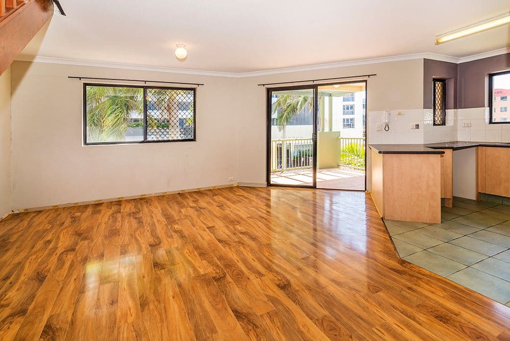 6 White Street, SOUTHPORT QLD 4215, Southport - Thumbnail 3