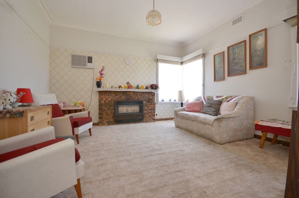 4 Collins Avenue, SEBASTOPOL  Victoria  3356, Australia, Sebastopol - Thumbnail 3