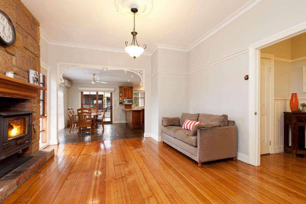 19 Duncan Street, BALLAN VIC 3342, Ballan - Thumbnail 3