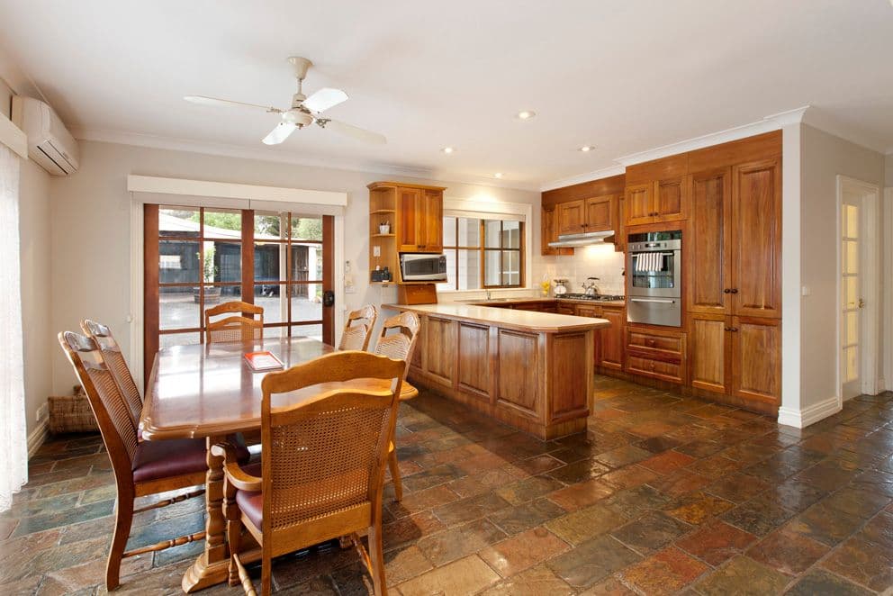 19 Duncan Street, BALLAN VIC 3342, Ballan - Thumbnail 4
