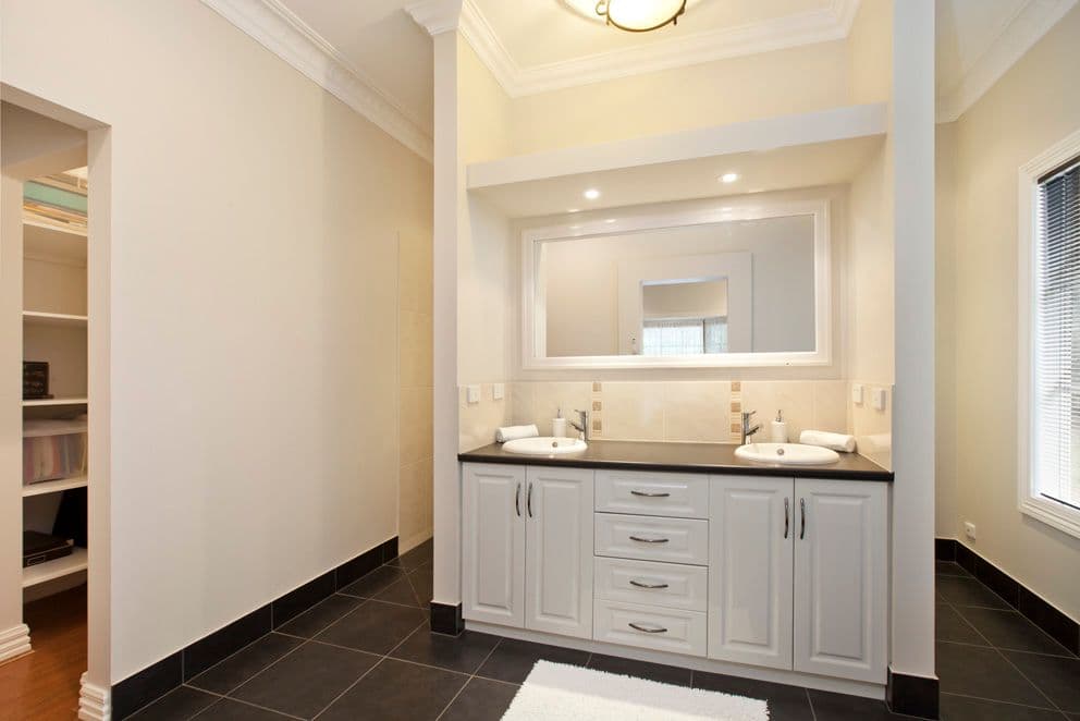 19 Duncan Street, BALLAN VIC 3342, Ballan - Thumbnail 6