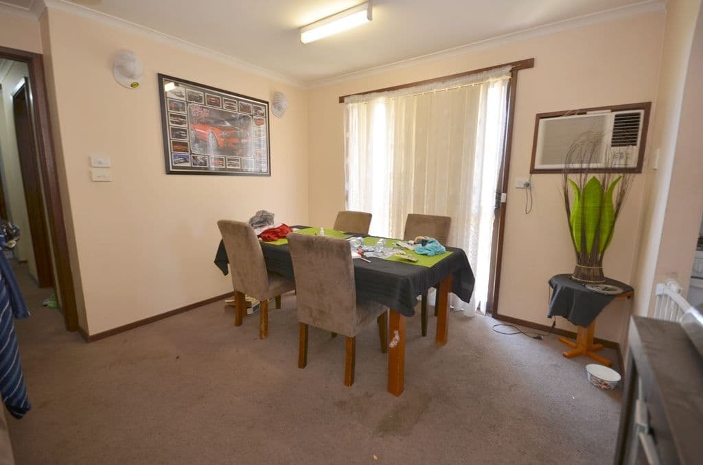 16 Carpenter Street, WENDOUREE  Victoria  3355, Australia, Wendouree - Thumbnail 5