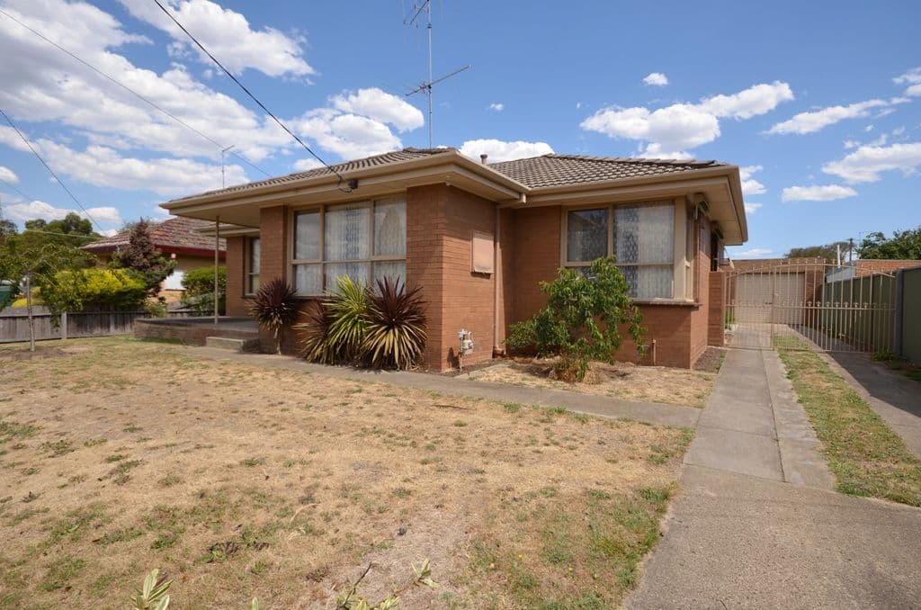 1107 Grevillea Road, WENDOUREE  Victoria  3355, Australia, Wendouree - Image 1