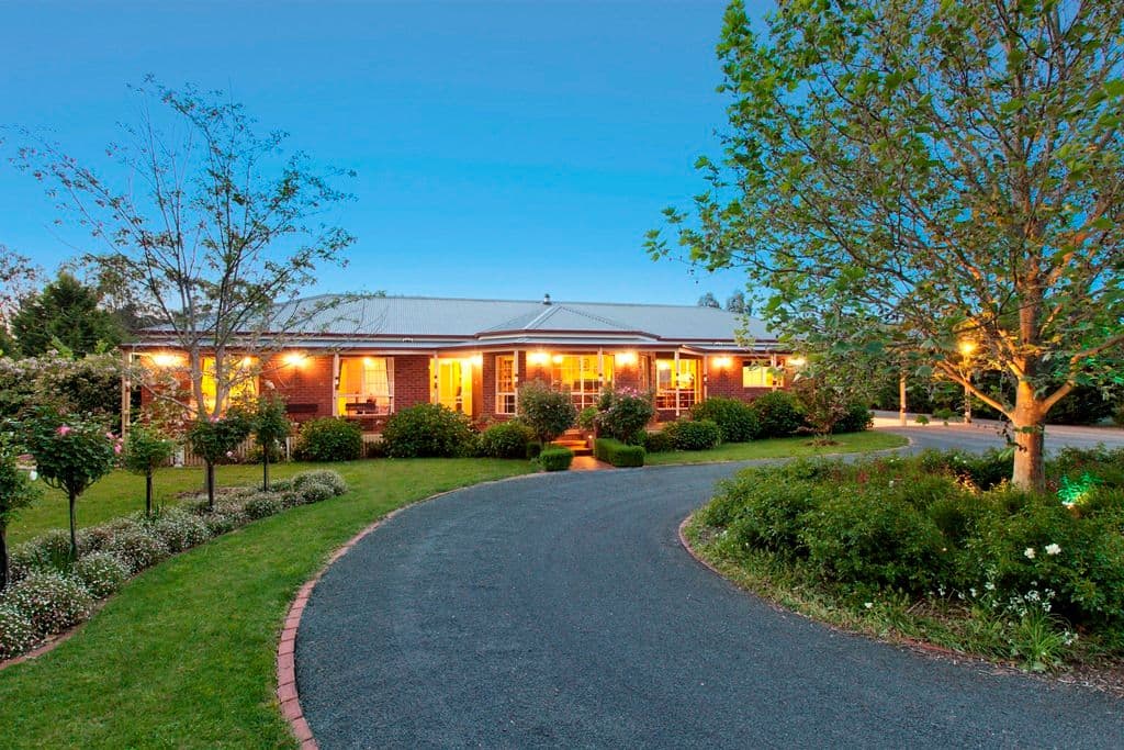 16 Berry Street, BALLAN VIC 3342, Ballan - Image 1