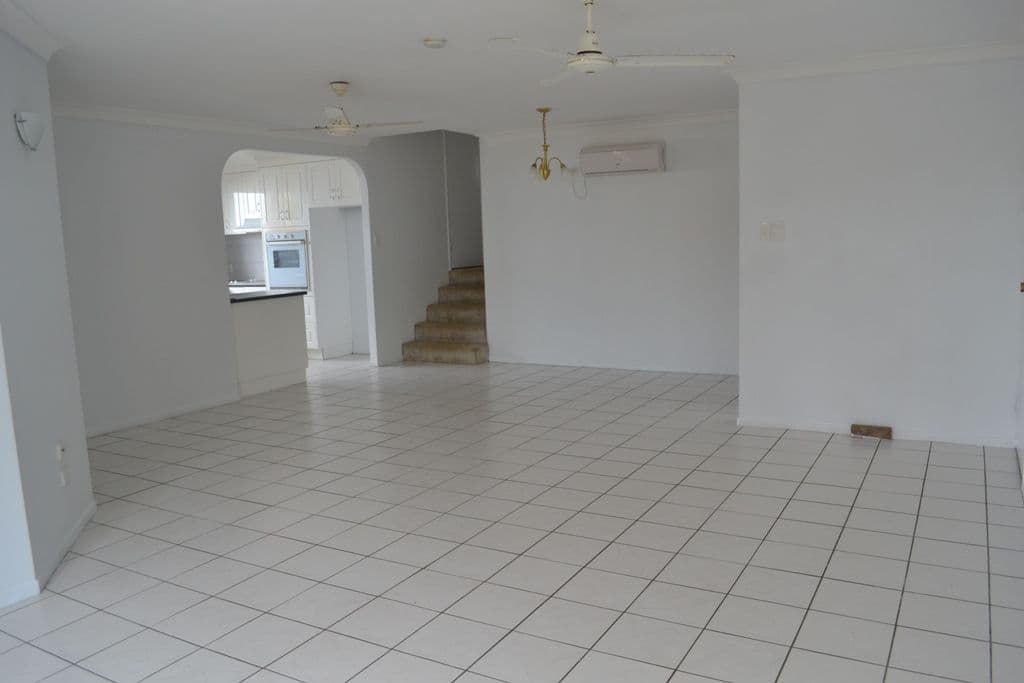 13 Casuarina Avenue, TARANGANBA QLD 4703, Taranganba - Thumbnail 2