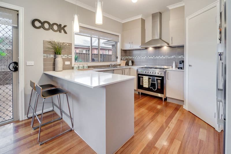 22 Mandalong Crescent, DOREEN VIC 3754, Doreen - Thumbnail 5