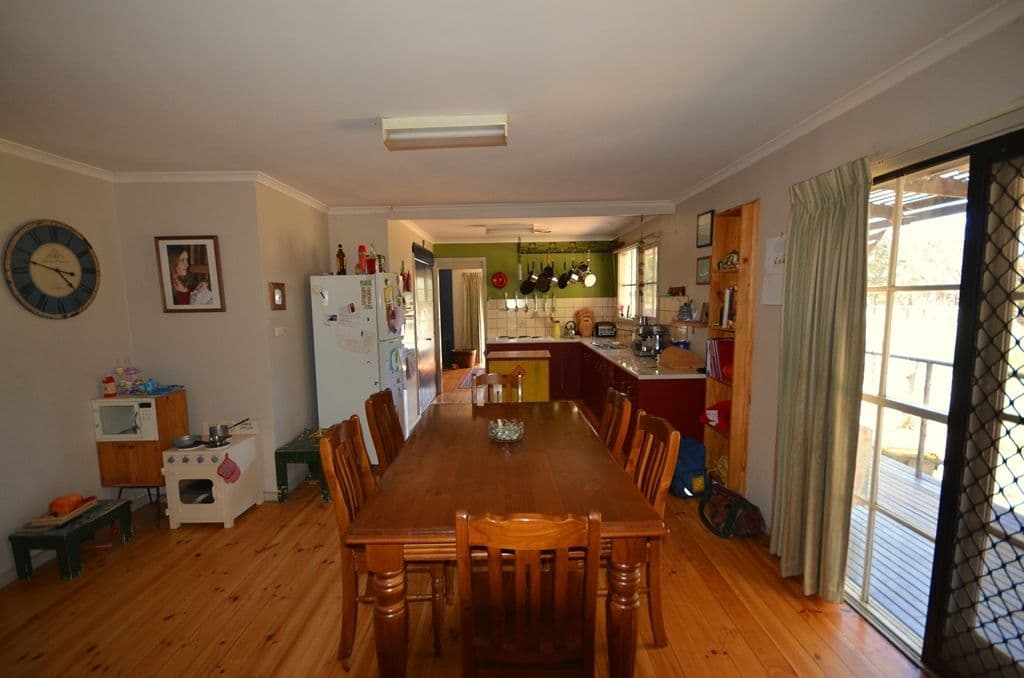 20 Cochrane Drive, SNAKE VALLEY VIC 3351, Snake Valley - Thumbnail 4