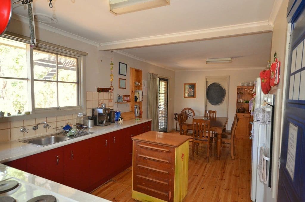 20 Cochrane Drive, SNAKE VALLEY VIC 3351, Snake Valley - Thumbnail 5