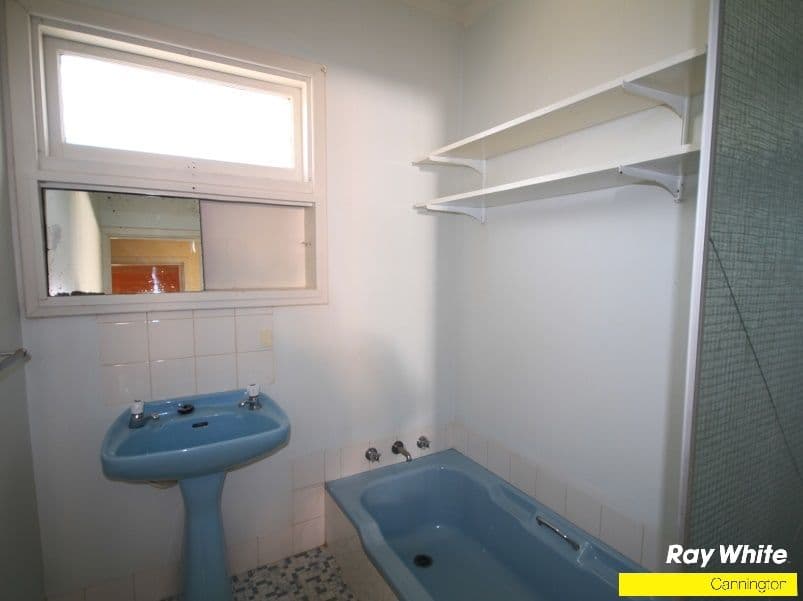 30 Lester Drive, THORNLIE WA 6108, Thornlie - Thumbnail 3