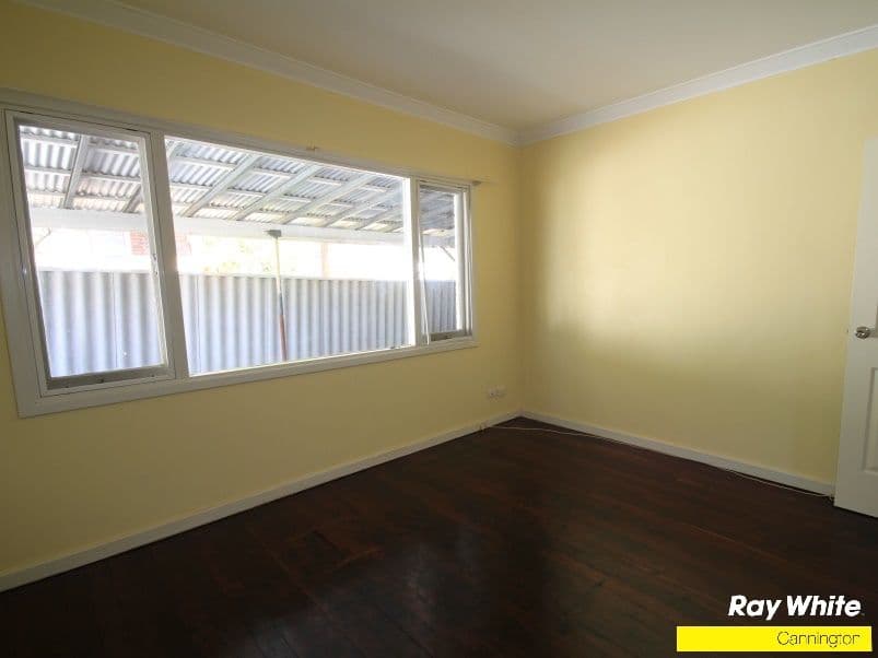 30 Lester Drive, THORNLIE WA 6108, Thornlie - Thumbnail 7