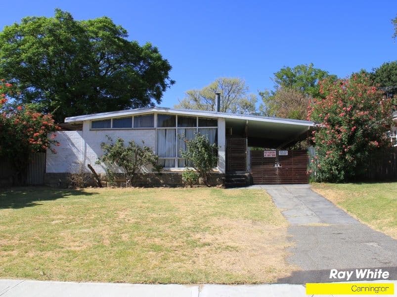 30 Lester Drive, THORNLIE WA 6108, Thornlie - Image 1