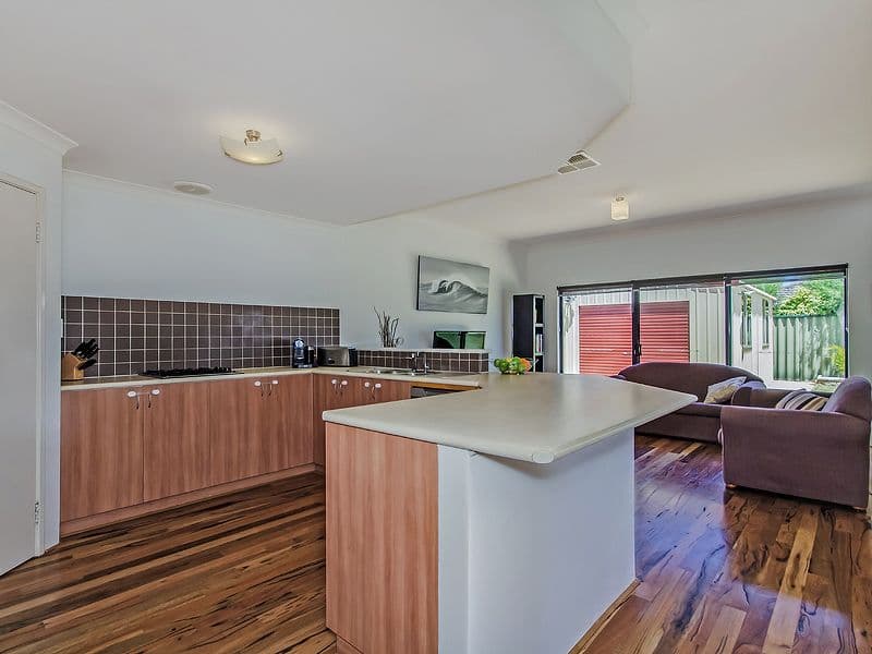 15 Brussels Circuit, PORT KENNEDY WA 6172, Port Kennedy - Thumbnail 8