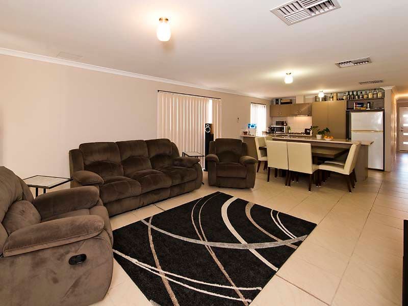 10 Bunratty Link, CANNING VALE WA 6155, Canning Vale - Thumbnail 2