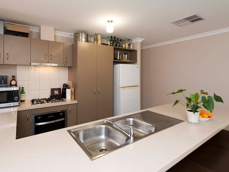 10 Bunratty Link, CANNING VALE WA 6155, Canning Vale - Thumbnail 3