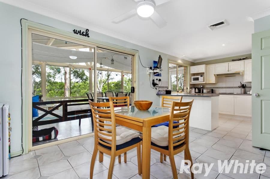 8 Carinda Drive, GLENHAVEN NSW 2156, Glenhaven - Thumbnail 4