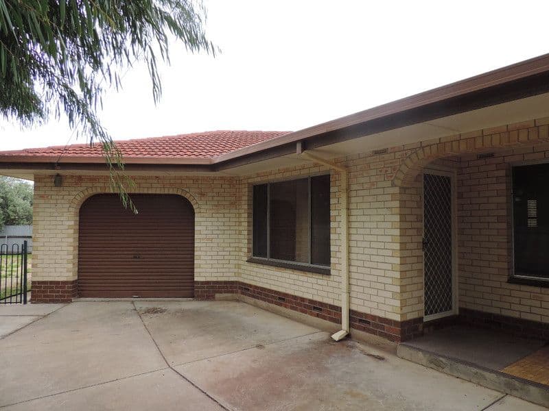 2/5 Livingstone Court, FINDON SA 5023, Findon - Image 1