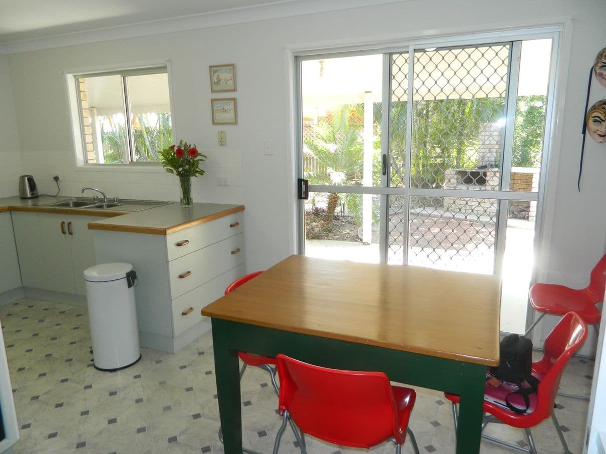 13 Elizabeth Drive, BUCASIA QLD 4750, Bucasia - Thumbnail 4
