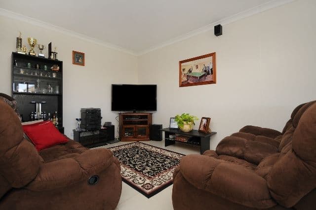 13 Wigan Avenue, HIGHFIELDS QLD 4352, Highfields - Thumbnail 2