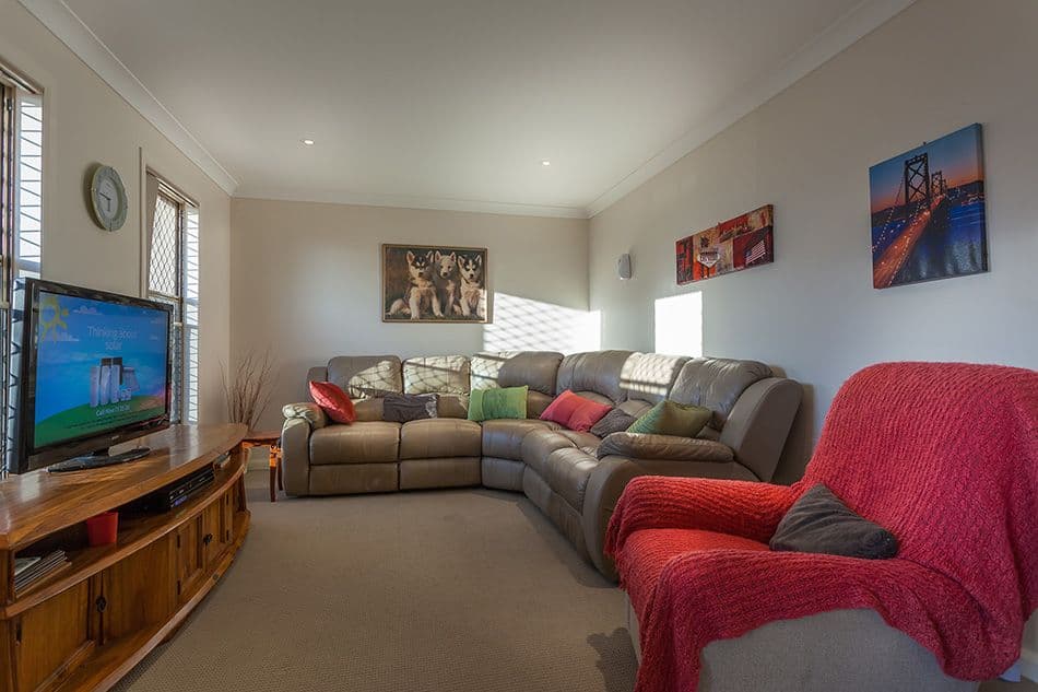 6 Barambah Street, Glenvale QLD 4350, Glenvale - Thumbnail 2