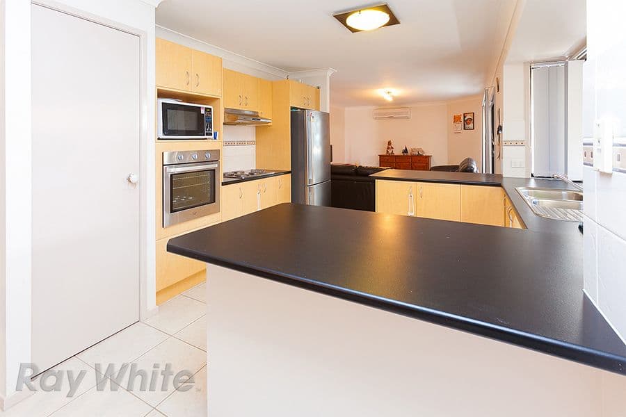20 Lloyd Bird Crescent, SPRINGFIELD LAKES QLD 4300, Springfield Lakes - Thumbnail 3