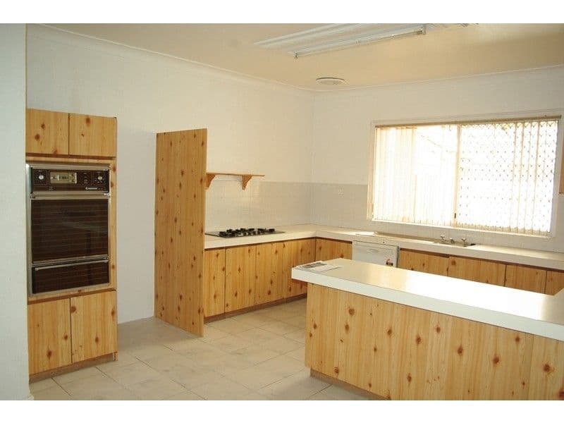 16 Chaffers Street, MORLEY WA 6062, Morley - Thumbnail 3