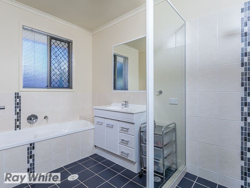 4 Herberton Court, DECEPTION BAY QLD 4508, Deception Bay - Thumbnail 6