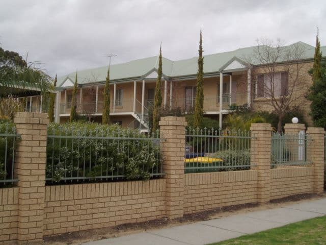 4/92-96 Gilbertson Road, KARDINYA WA 6163, Kardinya - Image 1