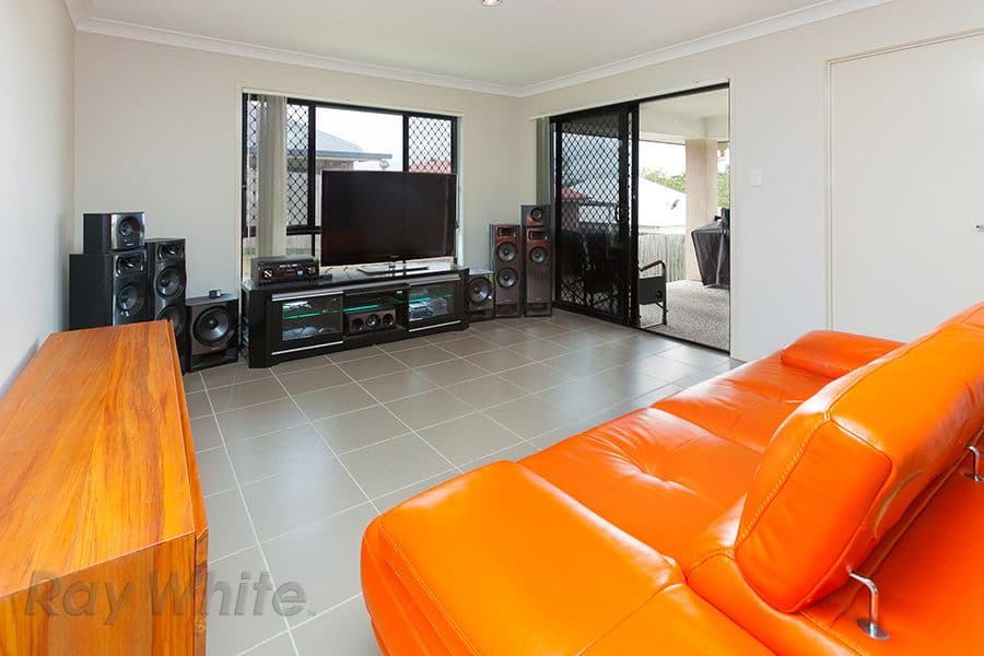 2 Alton Towers Street, SPRINGFIELD LAKES QLD 4300, Springfield Lakes - Thumbnail 2